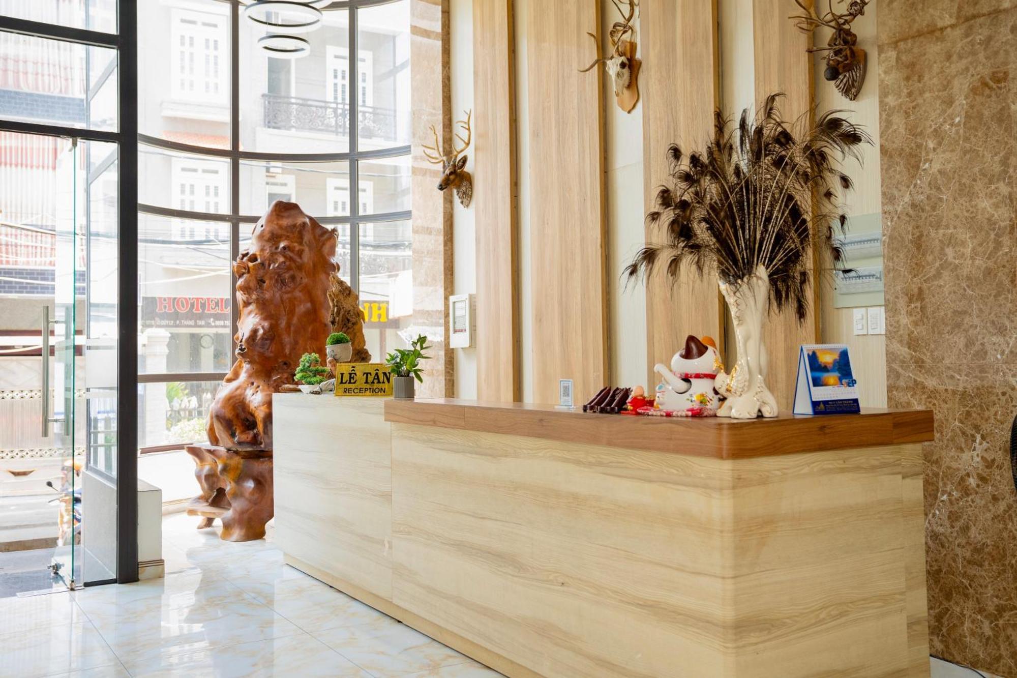 Hotel Khach San Trung Hieu Vũng Tàu Exteriér fotografie